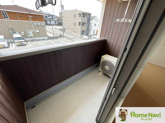 バルコニー　Youtube検索「羽曳野市　ポンド２」で、室内動画が見れる