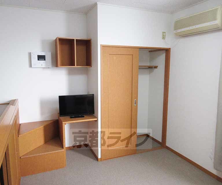 居室・リビング　家具つきなのですぐにでも住めます！