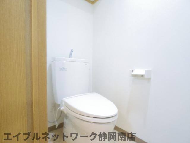 【静岡市駿河区小黒のマンションのトイレ】