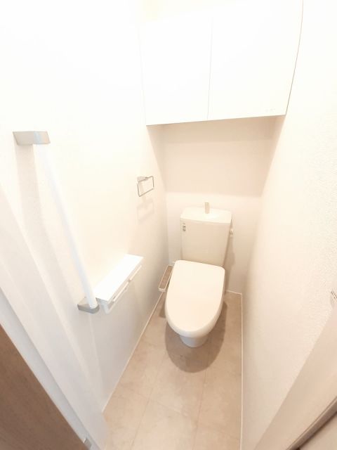 【大崎市鹿島台木間塚のアパートのトイレ】