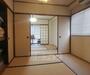 居室・リビング　北大路駅すぐのレトロなマンションです。