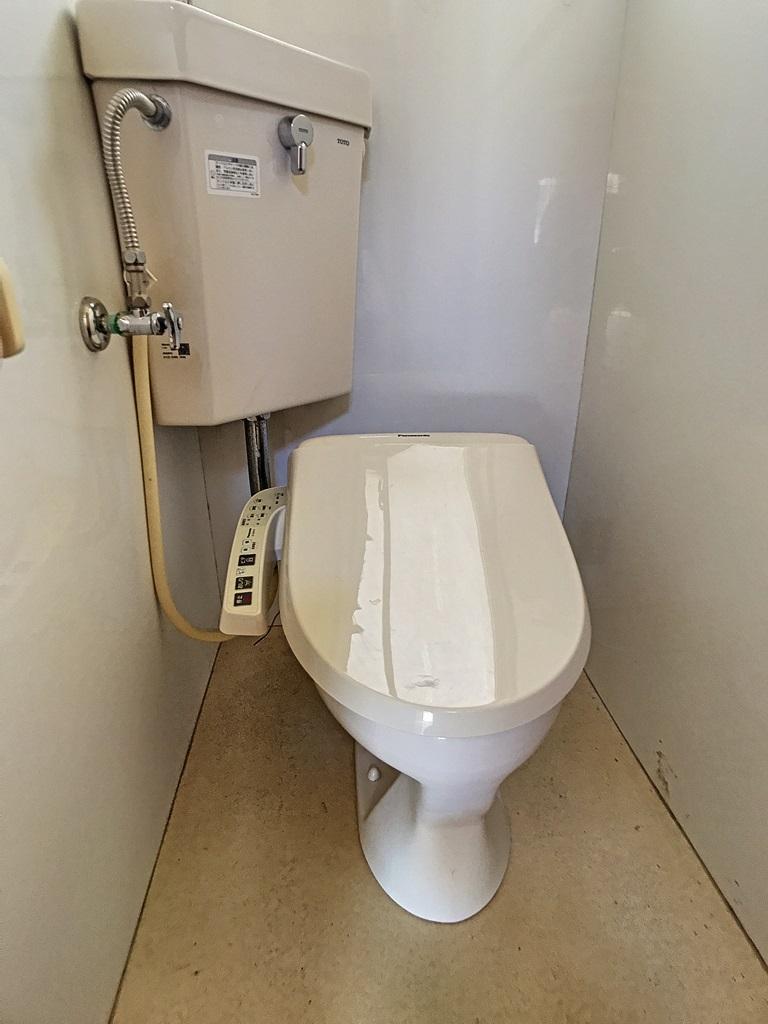 トイレ　トイレ