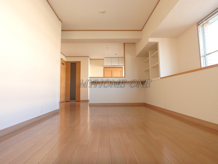 居室・リビング　リビング