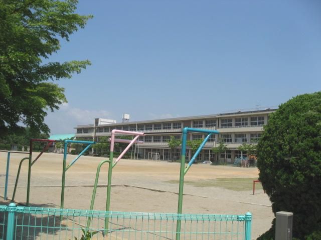 【杉野コーポの小学校】