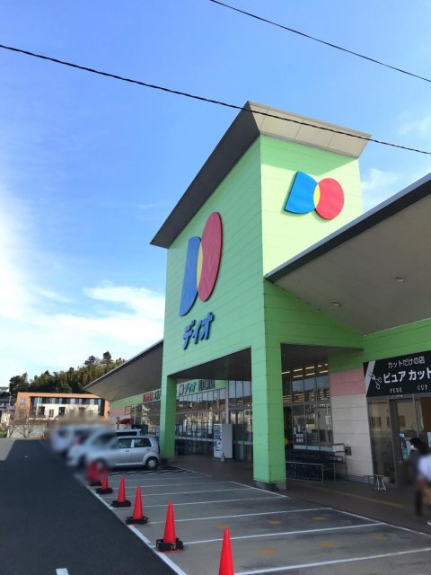 【松江市矢田町のアパートのスーパー】