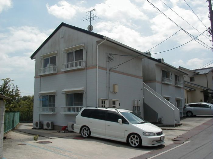 【ビューハウス平井の駐車場】