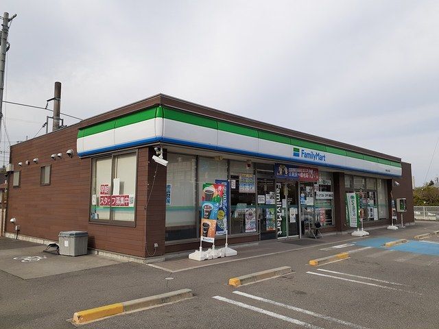 【橋本市原田のアパートのコンビニ】