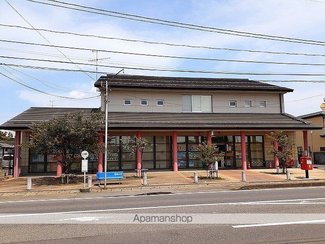 郵便局　涌谷郵便局（郵便局）まで750m