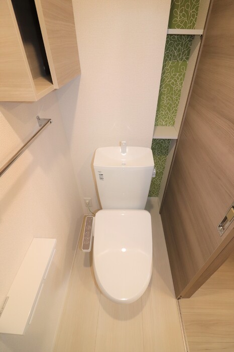 ＪＲ身延線 国母駅 徒歩31分 3階建 築2年のトイレ写真