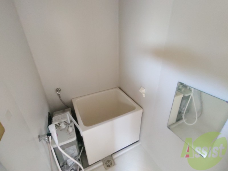 バス・シャワールーム　浴室は綺麗で追い焚きも付いて気持ちよくお過ごしいただけます。