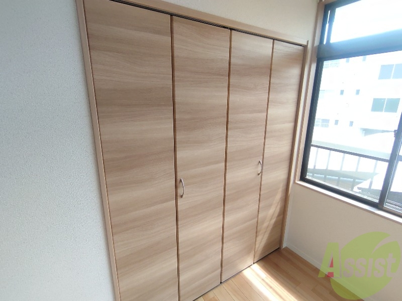 収納　収納は大きく、たくさんの物がしまえそうです。