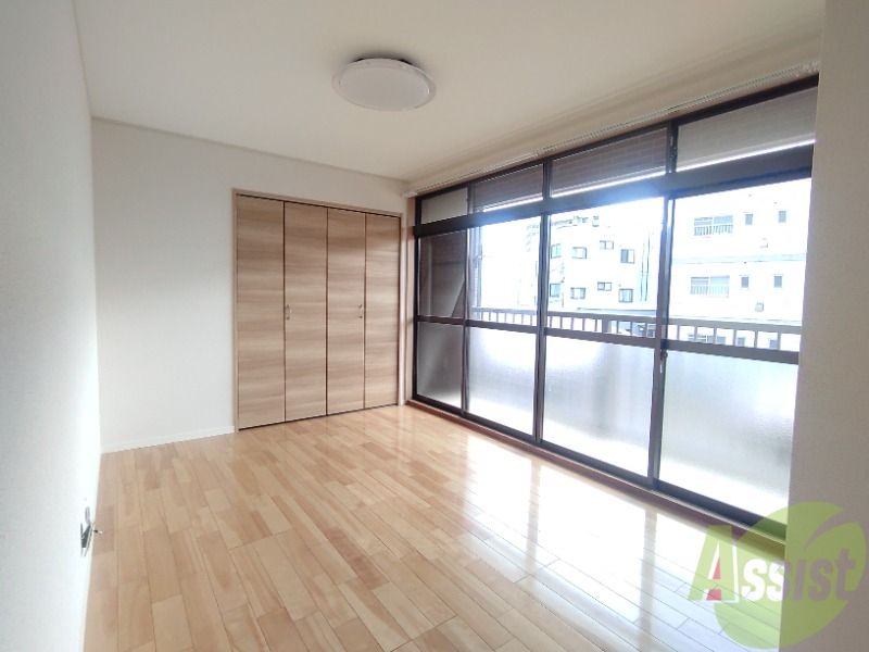 その他部屋・スペース　家具をどこに置こうか想像の膨らむリビングです。