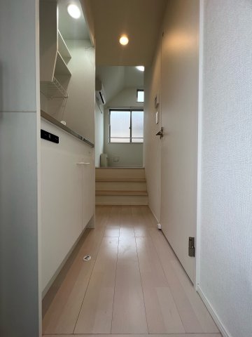 玄関　別号室イメージの為、現状を優先致します。