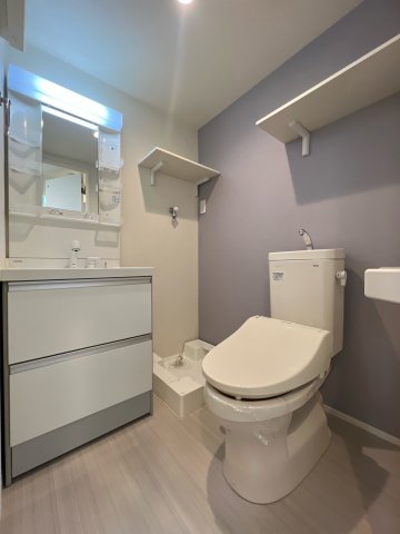 洗面設備　別号室イメージの為、現状を優先致します。