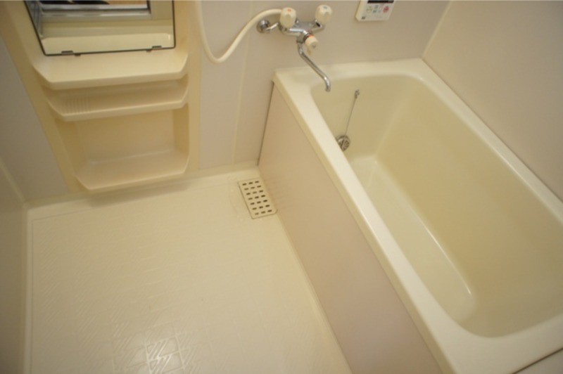 バス・シャワールーム　図面と現状に相違がある場合には現状を優先