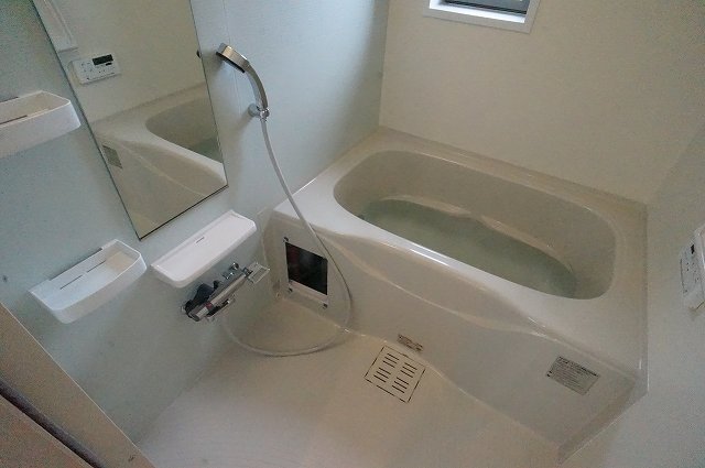 バス・シャワールーム　お風呂です