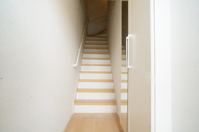 玄関　落ち着いた玄関です