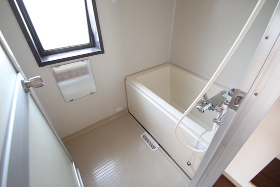 バス・シャワールーム　※他号室の写真です