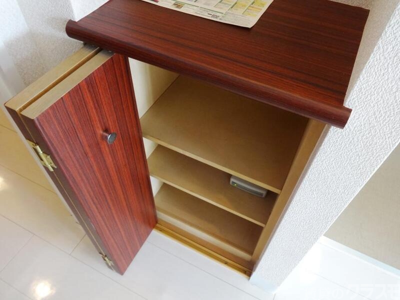 その他設備　ちょっとした収納は嬉しいですね。