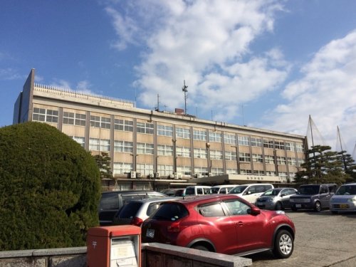 役所　魚津市役所（役所）まで1044m