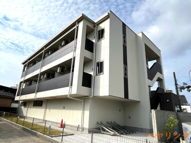 建物外観　建築現場