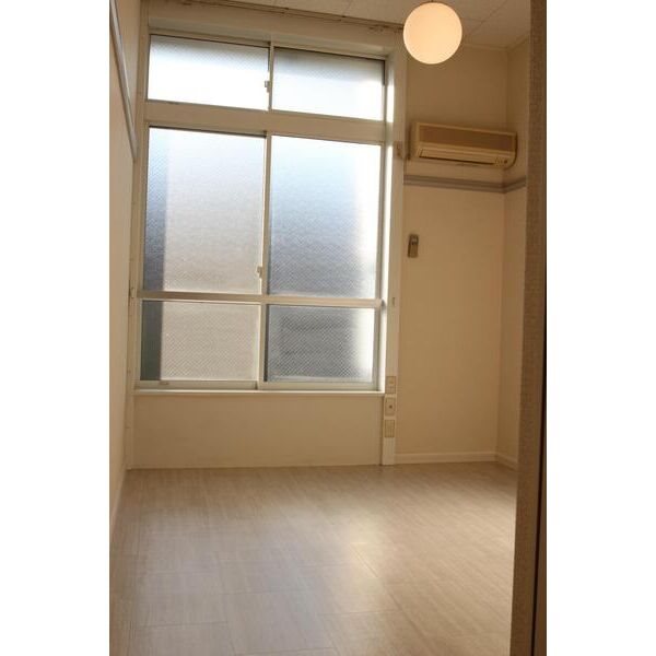 居室・リビング　※他部屋参照・現況優先