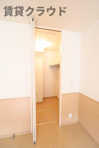 収納　たっぷりとした収納スペースです