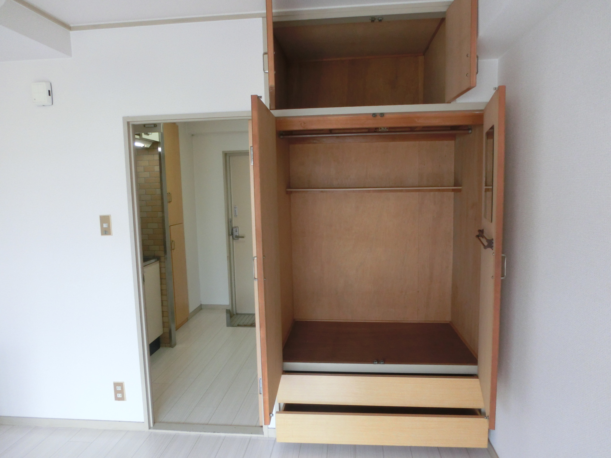 収納　※写真は別のお部屋のものです。現況を優先させて頂きます。