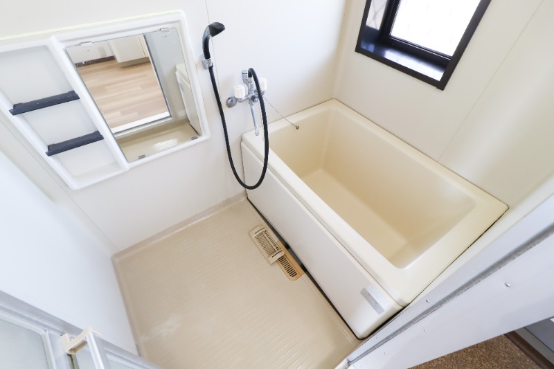 バス・シャワールーム　図面と現状に相違がある場合には現状を優先