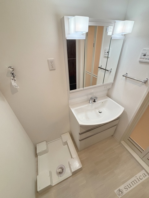 洗面設備　洗面脱衣所付き！独立洗面台が便利です♪♪