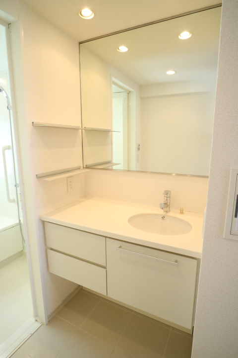 洗面設備　※参考写真