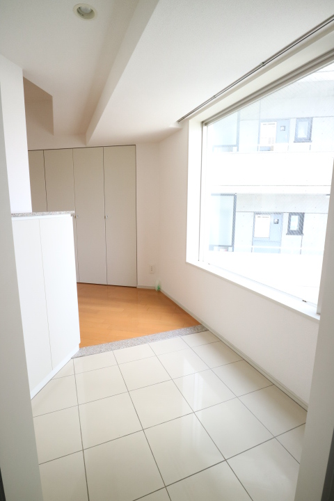 玄関　※参考写真