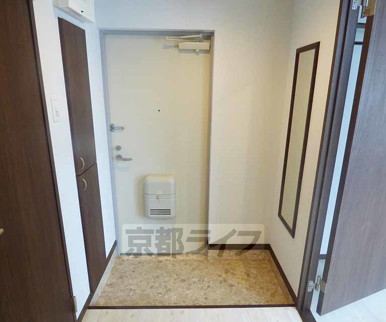 玄関　玄関です。