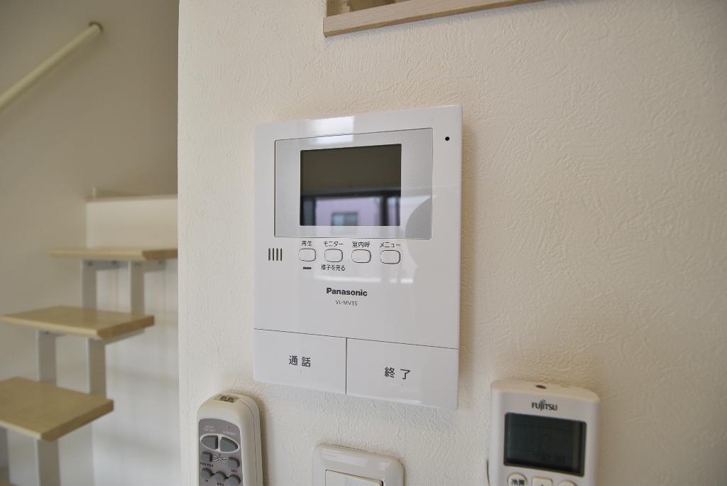 セキュリティ　カメラ付インターホン