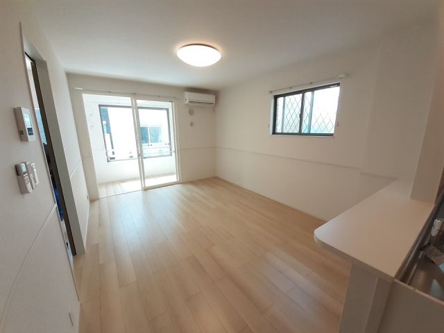 ヴィオラII_内装_0