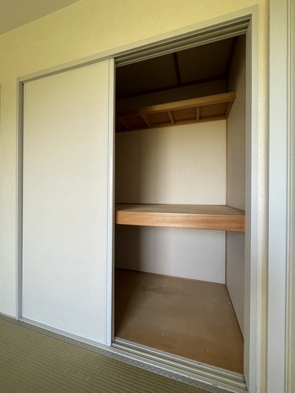 収納　※別部屋の写真です