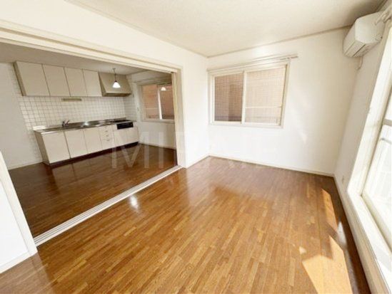 居室・リビング　物件画像