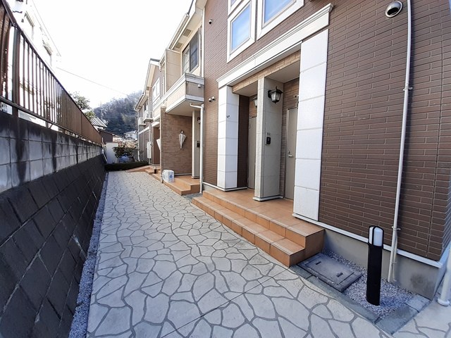 エントランス　☆物件玄関側☆