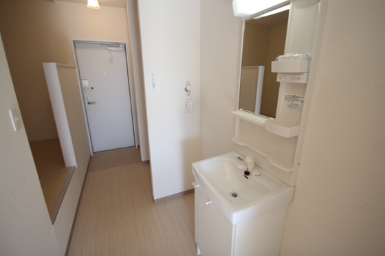 洗面設備　※別部屋の写真です