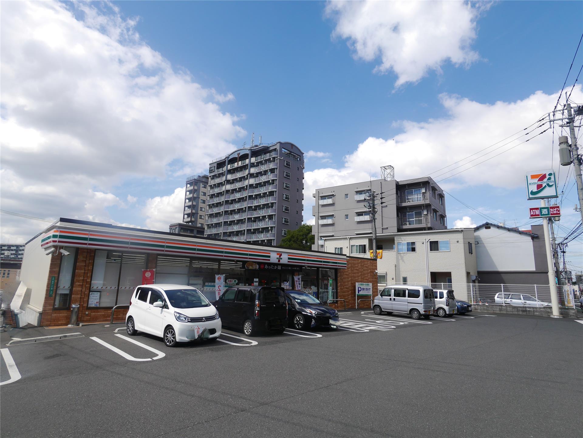 コンビニ　セブンイレブン小倉北方1丁目店（コンビニ）まで440m