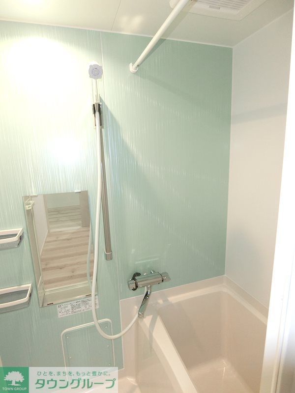 バス・シャワールーム　浴室暖房乾燥機能付き！一日の疲れはお風呂に入ってリフレッシ…