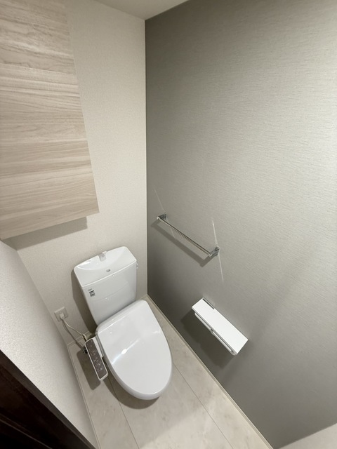 トイレ　同施工会社参考写真です