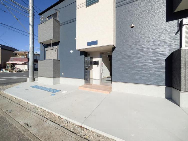 エントランス　エントランス