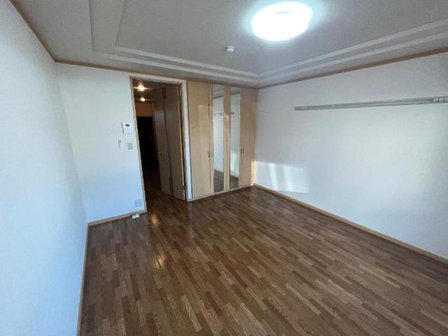 居室・リビング　室内