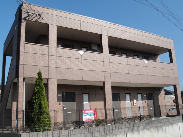 建物外観　外観写真（昼）