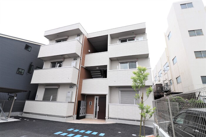 Tスクエア越ヶ谷の外観写真