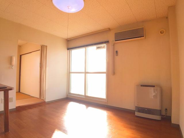 居室・リビング　リビング１