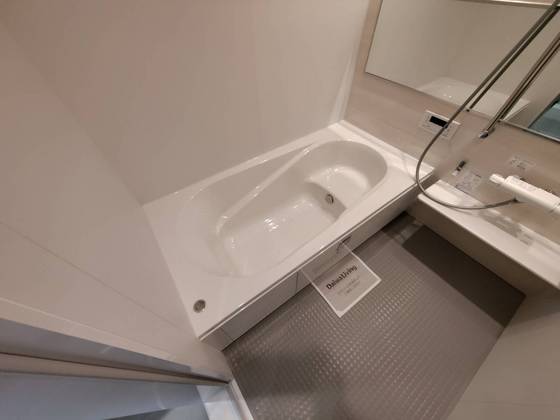 バス・シャワールーム　※掲載写真は同マンション別部屋参考写真となります