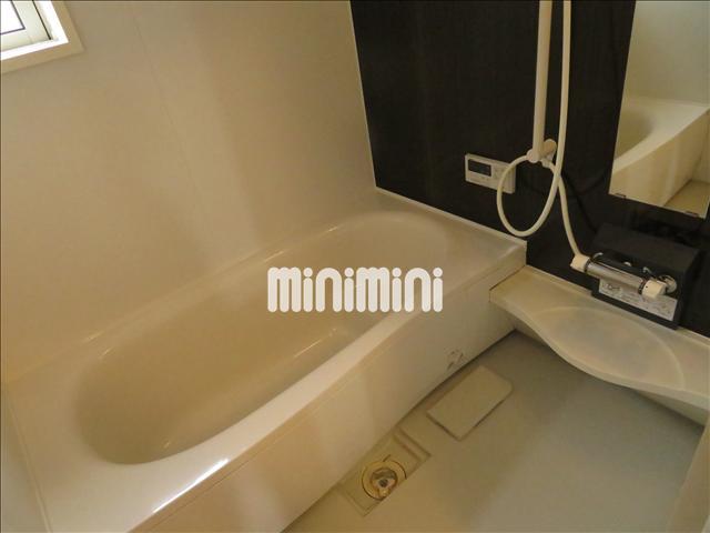 バス・シャワールーム　一坪タイプのお風呂