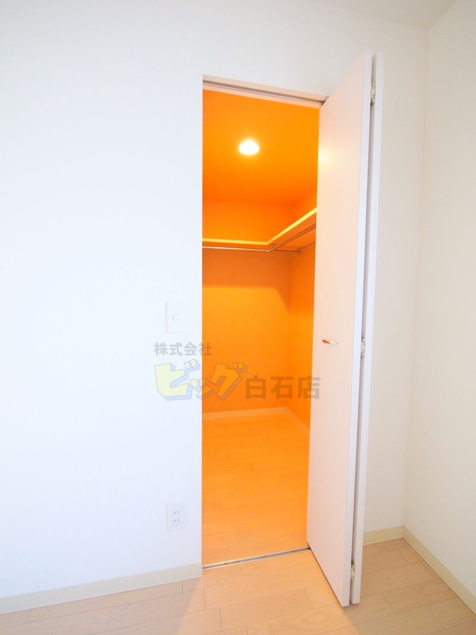 収納　広々ウォークインクローゼット完備しています♪